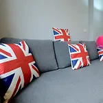 2 Bed Terraced Flat Piccadilly Line