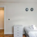 Pass The Keys Ealing Queen Of The Suburbs 2Bd Apartment
