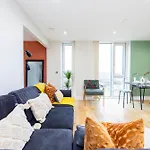 Luxury 1 Bedroom Near Westfield Stratford - 10 Min Walk