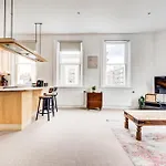 Duplex Apartment Shoreditch - The Living Elite Collection