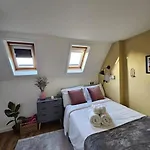 Fulham 2 Bedroom Apartment