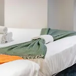A Splash Of Color: Spacious & Funky 3-Br Flat