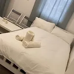 Guest & Rest 14