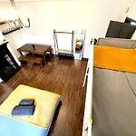 Spacious 2-Bed House 20 Mins From Central London