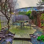 Two Bed House Near Kings Cross