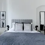 Rare Find Off Oxford St! Soho 5Bed Design House For Xxl Groups