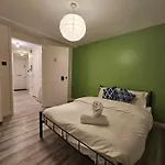 London Mile End Rooms