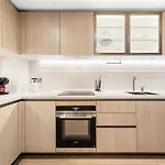 Luxury 1Bdr + Balcony - London
