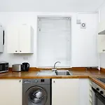 Bright Modern 1 Bedroom Flat, 5 Min To Vauxhall St