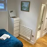 Private Rooms In Euston, Central London