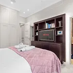 St James Park And Westminster Luxury Suite
