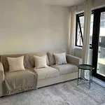 3-Apartment Complex For Large Group Bookings.