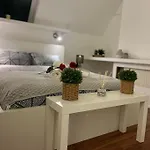 Modern Cosy Studio In Barbican - Green - F2