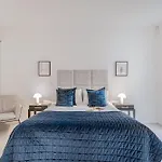 The Most Premium Apartments Oxford Street Area