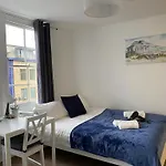 Private Bedrooms In Camden Town, Central London