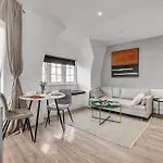 Lovely Kensington Apartments