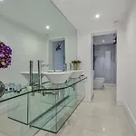 Earls Court Spacious Apartment