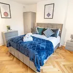 One-Bed Flat Angel, Islington