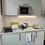 Small Studio In Notting Hill