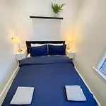 Beautiful 1 Bedroom Flat Close To City Centre