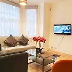 Brompton Apartment In Kensington