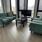 Manhattan Pad By Condokeeper