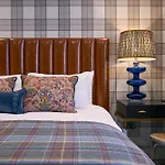 The Tophams Hotel