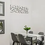 Hububb Luxury Harrods Apartment