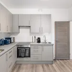 Modern 2 Bedroom Apt 3 Min Walk To Tube Station