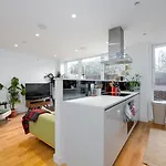 Guestready - Modern Lodge With Garden
