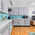 Piccadilly,Stjames,Mayfair In Heart Of London Hy17