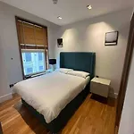 Grand Living Near Piccadilly Cov11