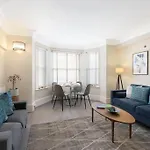Beautiful Royal Borough Apartment
