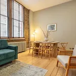 Prime Covent Garden Gem With Air-Con