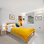 Cosy, Calm Camden Square Studio