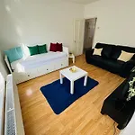 Lovely 2-Bed 15 Mins Walk To The Shard