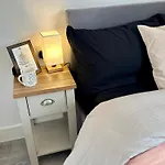 Wonderful Ensuite Room In Wimbledon