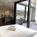 Penthouse With Private Terrace Soho - Cityapartmentstay