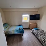 Impeccable 1-Bed Apartment In London