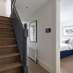 Ivy Radnor Walk Pro-Managed