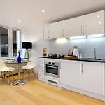 Fetter Lane Apartment