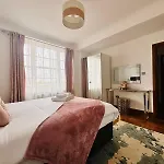 Stunning Flat Next To Hyde Park