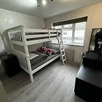 Rooms At 173