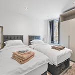 Knightsbridge 3 Bedroom Home 1 Minute Harrods