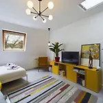 Pass The Keys Stylish Flat Heart Of Hackney