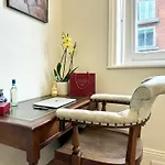 Crawford Street Studio, By The Design Traveller