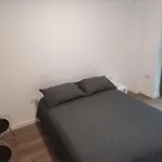 Beautiful Modern Flat With 1 Bedroom Near Old Street Station