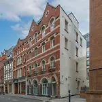Mysquare One Bedroom Apartment Holborn In Chancery Lane