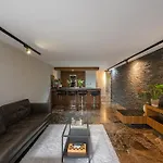 Deluxe 2-Bed Apartment With 24 Hour Security & Private Terrace