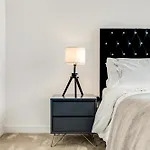 Khayat Homes - The Khalifa - One Bed Luxury Apt